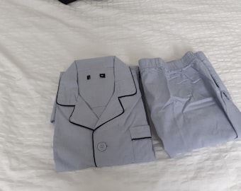 French unworn men&#39;s 100% light blue cotton pyjamas size small (17706) HW