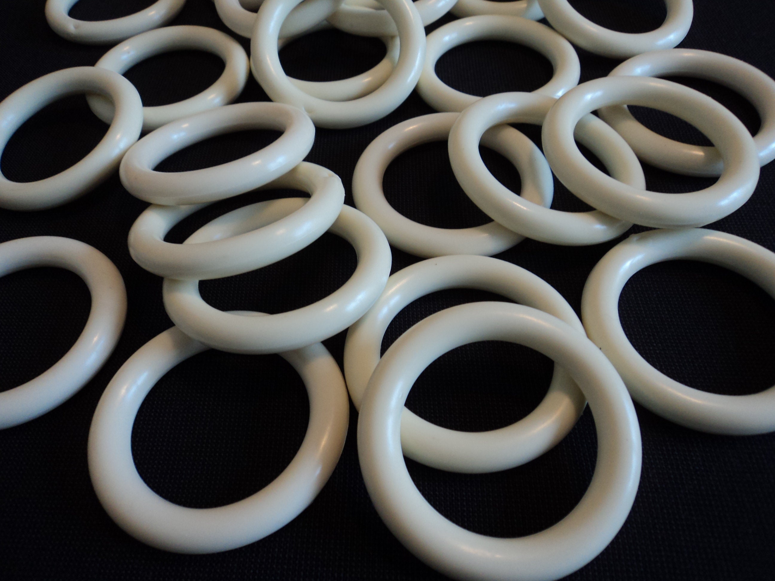 28 French Vintage Cream Plastic Curtain Pole Rings for a 28 Mm Etsy UK