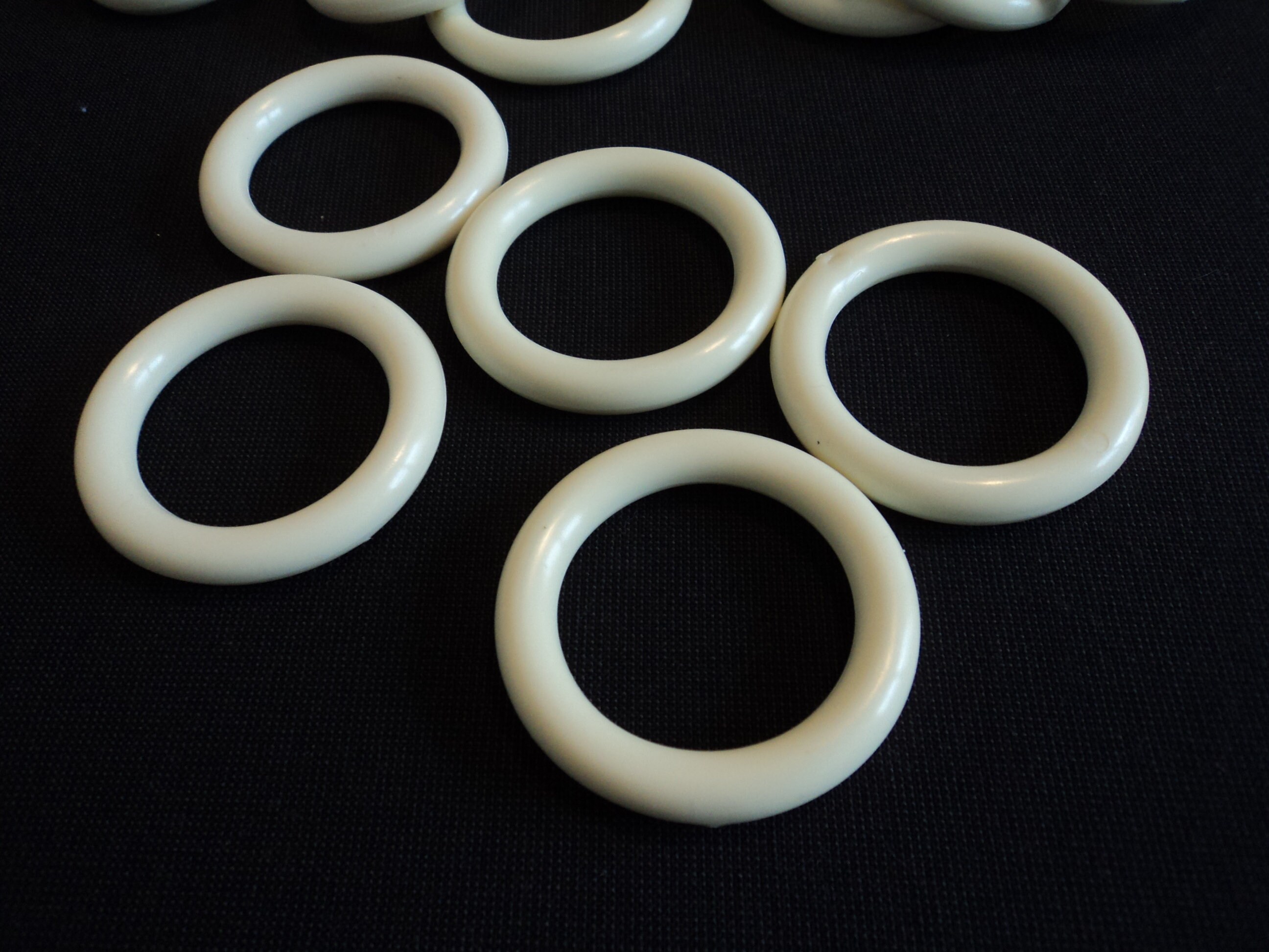 28 French vintage cream plastic curtain pole rings for a 28mm Etsy
