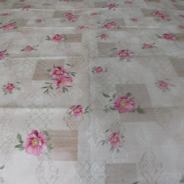 French wipe clean tablecloth with a lovely floral design 250 cm length  x 140 cm width  (18046) HW