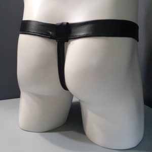 STRETCH LEATHER THONG