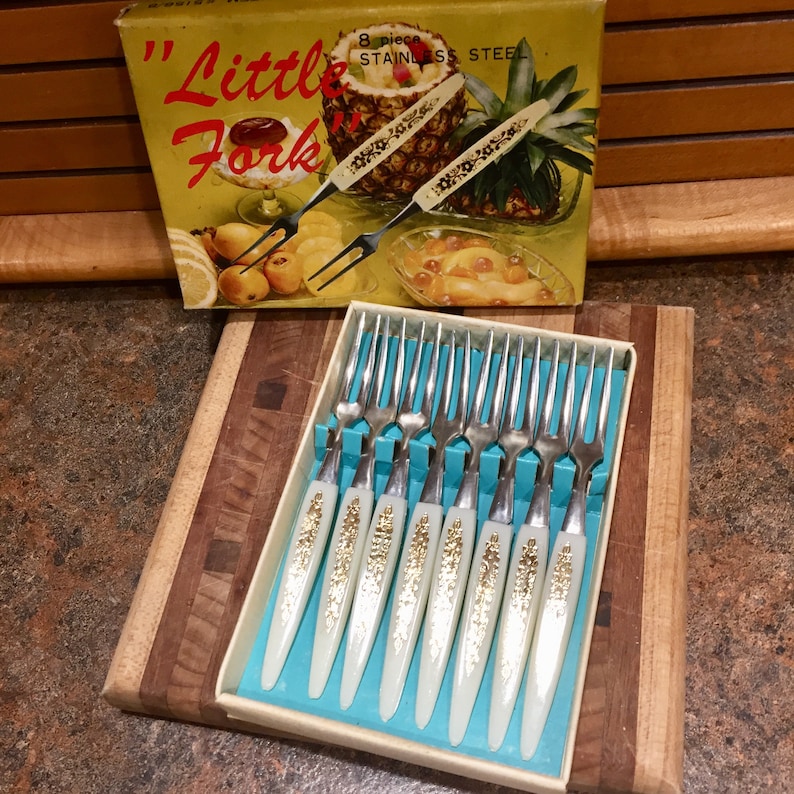 Ivory Colored Handles with Gold Etching Vintage Hors d/'oeuvre Forks Mid-Century Modern Retro Dinner Party Set of 8 Original Box