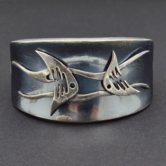 Ledesma Signed Fish Bracelet - Round Hinged Sterl… - image 1