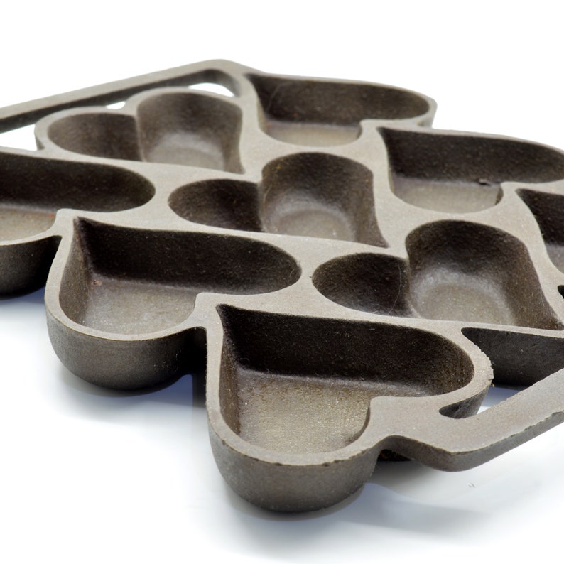 John Wright Cast Iron 9heart Muffin Pan With Handles Shortbread