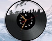 Vinyl Record Clock / Hobbit / Wand ansehen / Runde Uhr / schwarz Home Dekoration / Wand hängenden