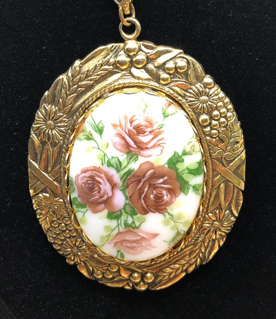 Lovely Vintage Floral Glass Pendant Rose Motif wi… - image 2