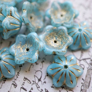NEW..Baby Blue, Flower Beads, Czech Beads, Beads, 160-1, 139-4sa