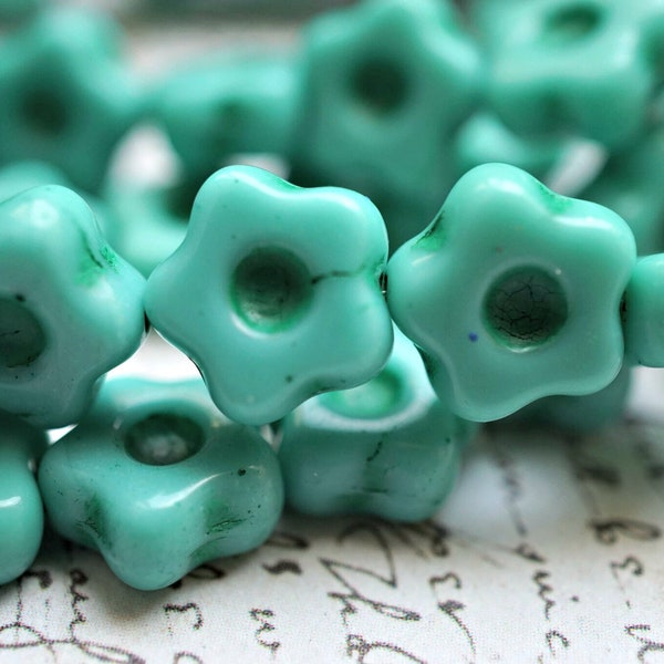 KOSTENLOSER VERSAND Lit'l Türkis Blumen, Tschechische Glasperlen, Beads, 20-5sa
