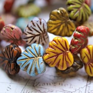 FREE SHIPPING Leaf Beads Czech Beads 26-4sa