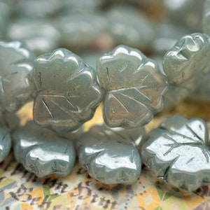 lastones FREE SHIPPING Morning Dew leaf, Leaf Beads, Czech Beads