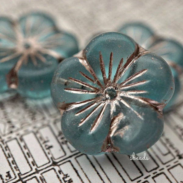 KOSTENLOSER VERSAND Aqua Blume, Blumenperlen, Tschechische Perlen, Schliffperlen