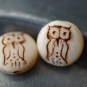 FREE SHIPPING Ivory Owl, Owl Beads, Czech Beads, Beads, 49-2sa