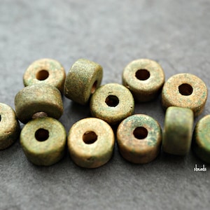 Green Beads, Ceramic Beads, Beads, 52-5sb