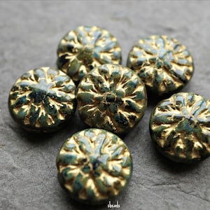 lastones Dark Green Beauties, Dahlia Flowers, Czech Beads, 149-4sa