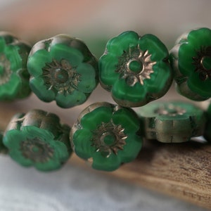 FREE SHIPPING Savannah Flowers, Flower Beads, Czech Beads, Beads, 92-3sa