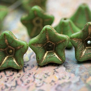 FREE SHIPPING Green Bells, Flower Beads, Czech Beads, Beads, 192-4, 193-3sa
