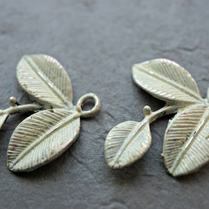 Patina Leaf, Connector Findings, Patina Beads, Leaf Pendant, AD1