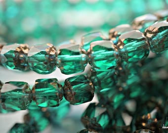 FREE SHIPPING Emerald Cathedrals Beads Czech Beads 218-5, 122-4sa