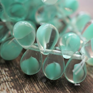 KOSTENLOSER VERSAND Aqua Droplets, Tropfenperlen, Tschechische Perlen, Schliffperlen, 25-1sb