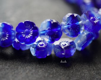 BACK IN STOCK. Summer Blues, Flower Beads, Czech Beads, Beads, 94-2sa