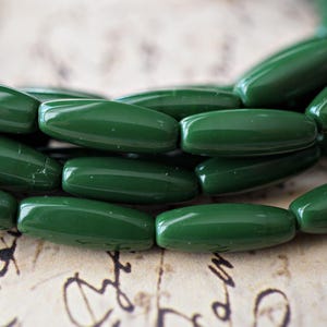 FREE SHIPPING Emerald Bliss, Czech Beads, Beads 157-2sa