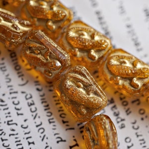 FREE SHIPPING A Lit'l Lizard, Animal Beads, Czech Beads, Beads