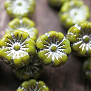FREE SHIPPING Holiday Green, Flower Beads, Czech Beads, Beads, 183-1sb