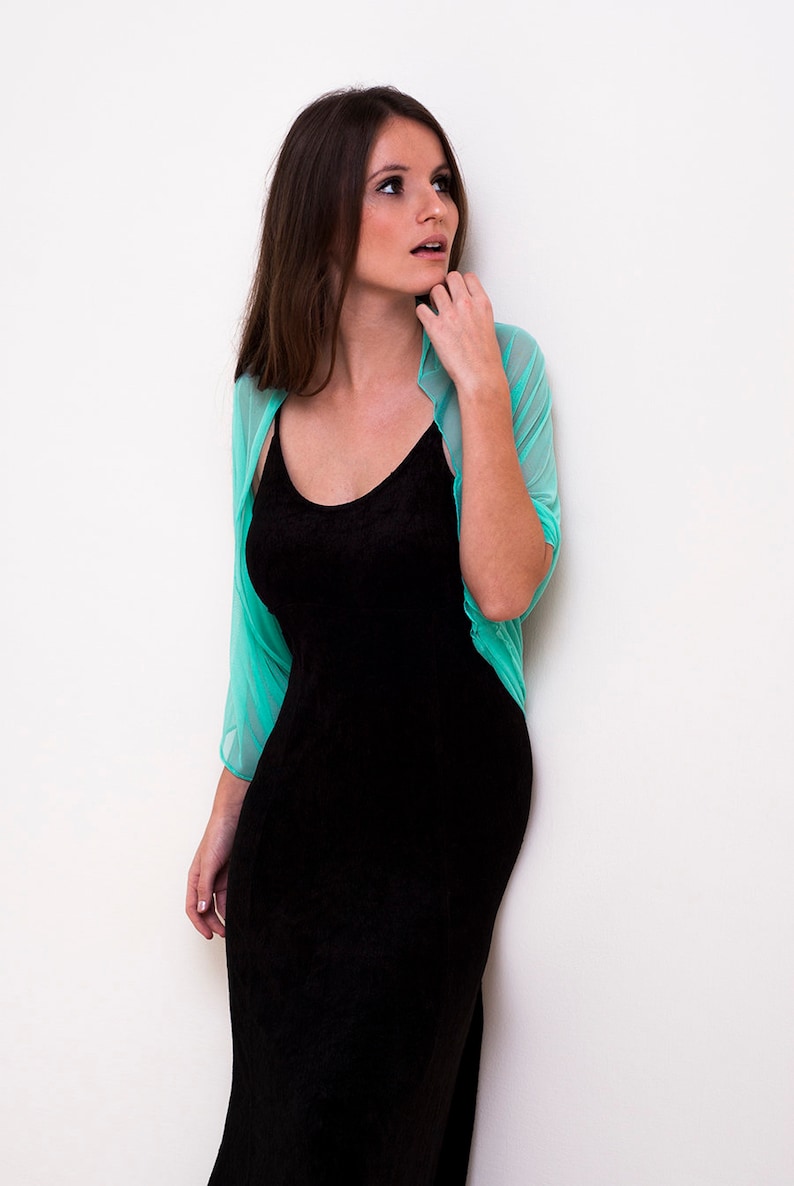 shrug wearing style