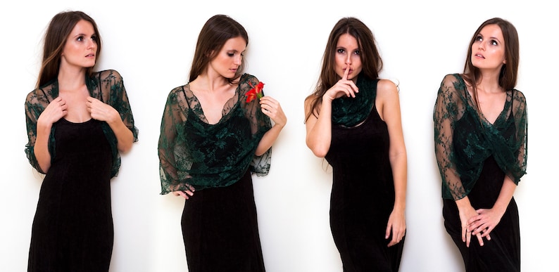 Puede incluir: Cuatro mujeres con vestidos negros y chales de encaje verde. Dos de las mujeres miran a la c&aacute;mara, una sostiene una flor roja y otra se lleva un dedo a los labios.