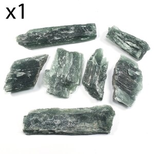 Könnte beinhalten: Sechs grüne, graue und weiße, rohe, natürliche, unbearbeitete, unpolierte Kristall-, Mineral-, Edelstein-, Gestein- oder Steinproben. x1