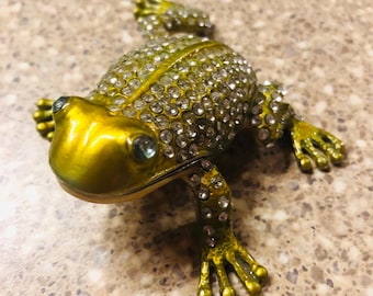 Caja antigua para pastillas o baratijas con forma de rana y diamantes de imitación. Excelente estado. Envío desde Canadá.