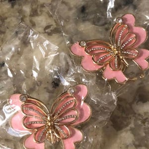 BUTTERFLY lådknoppar, skåpknoppar. Rosa emalj med gulddetaljer. Set om 2. bild 7