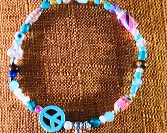 Peace Sign ANKLE BRACELET with small CAT Charm. Colourful beads, Handmade on stretch cord. Ships from Canada