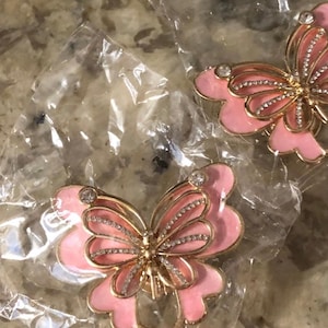 BUTTERFLY lådknoppar, skåpknoppar. Rosa emalj med gulddetaljer. Set om 2. bild 2