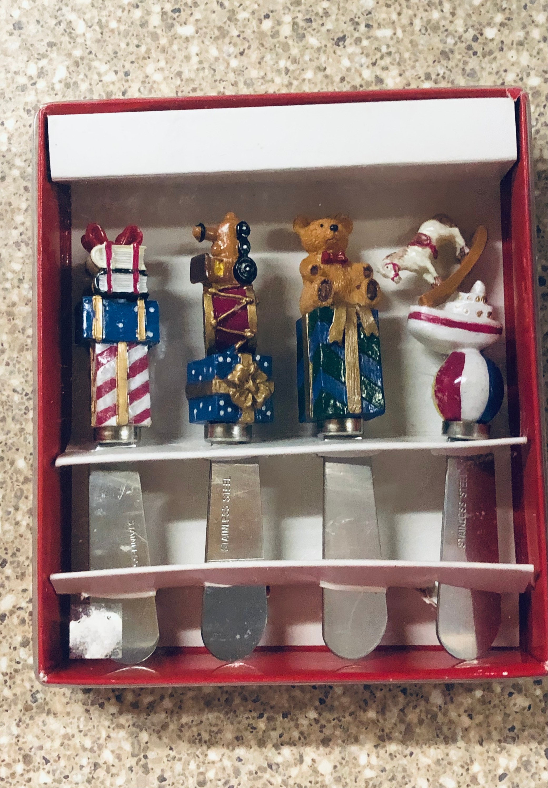 Vintage Christmas Dip Spreaders Brand New in Original Box. Nice Bright