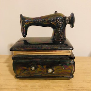 SEWING MACHINE Ceramic Jewelry Box, Trinket Box. Made in ITALY
