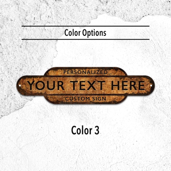 パーソナライズされた鉄道駅用メタルサイン - ヴィンテージ風の素朴な