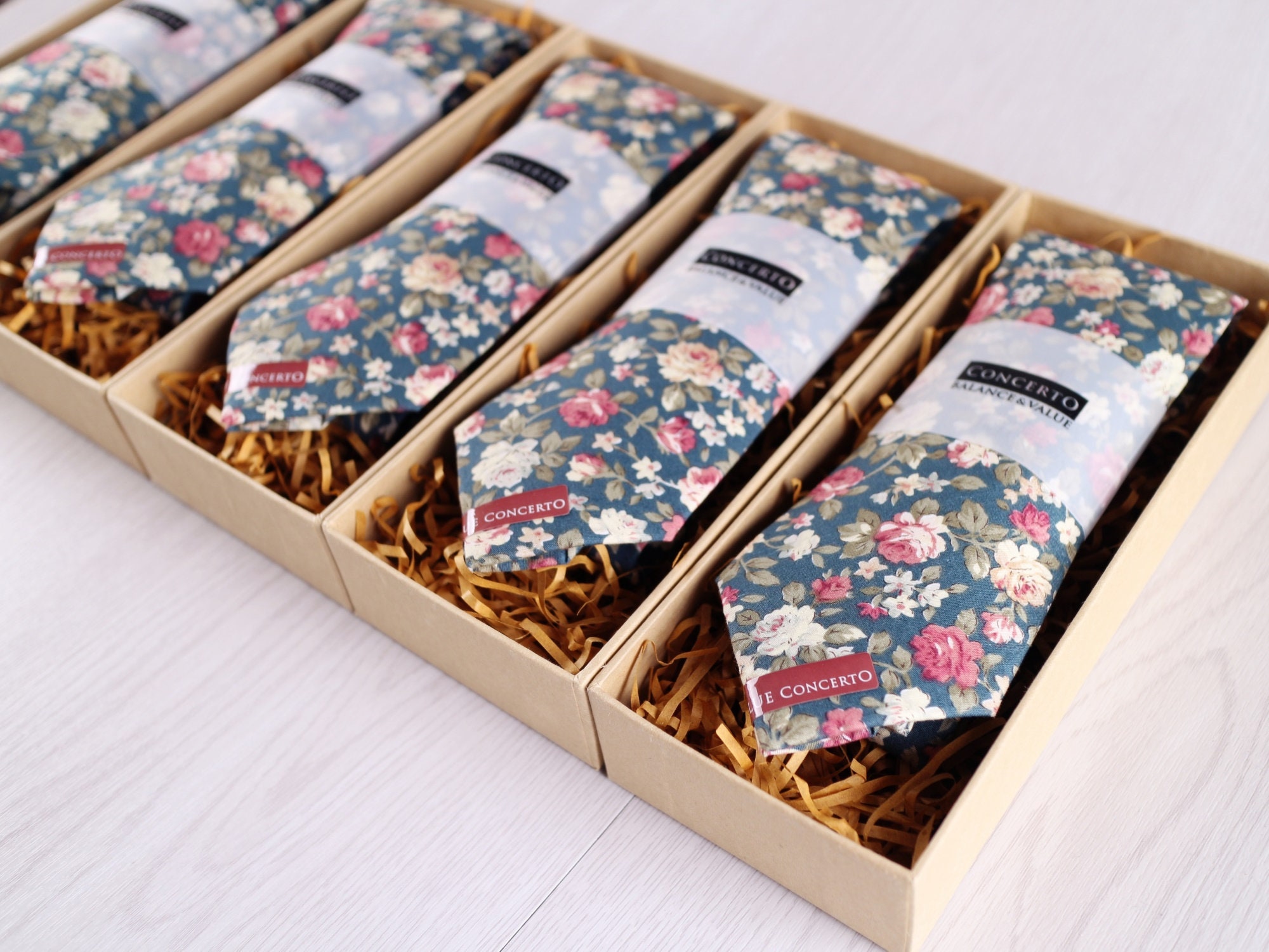 mens grey floral tie