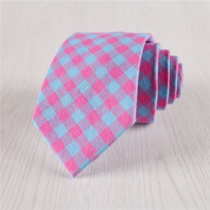 Lässige Rose Rot Karo mit Kontrast Blau Karos, 7,5 CM/ 3 IN Breite Baumwolle Krawatten für Männer, Geschenk verpackt Hochzeit Bestmen Krawatten-NT.265S