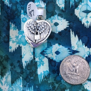 Guardian angel locket image 10