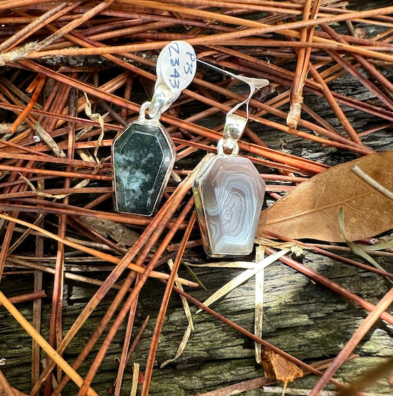 Coffin pendant