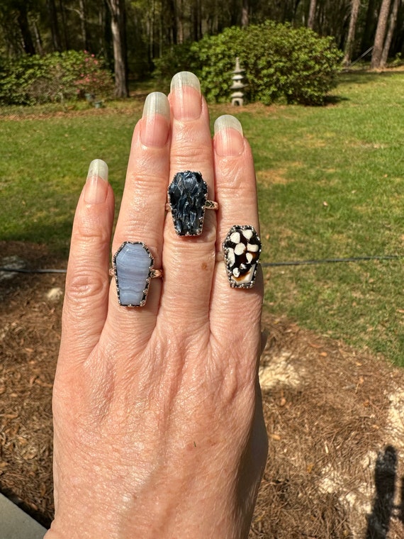 Coffin ring/7