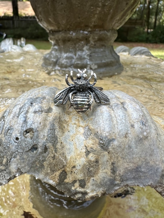 Bee ring - image 4