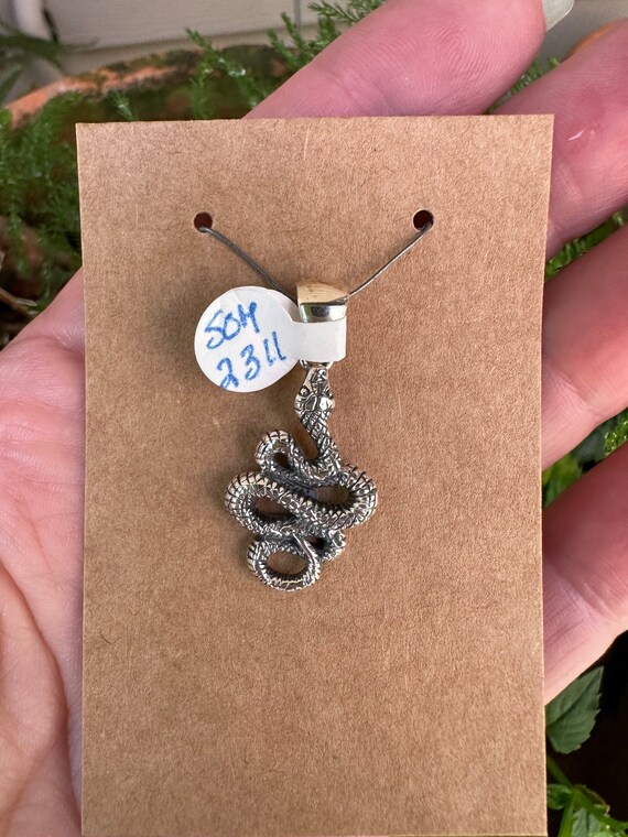 Snake pendant