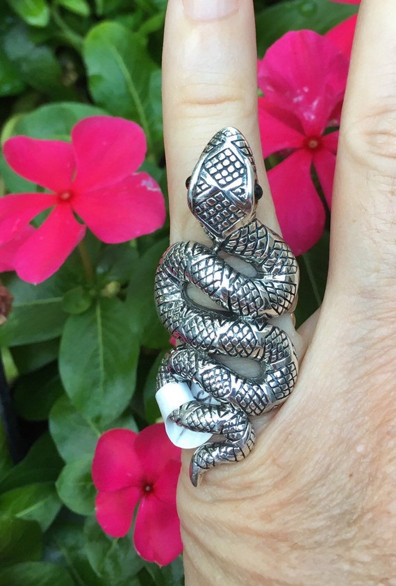 Snake ring