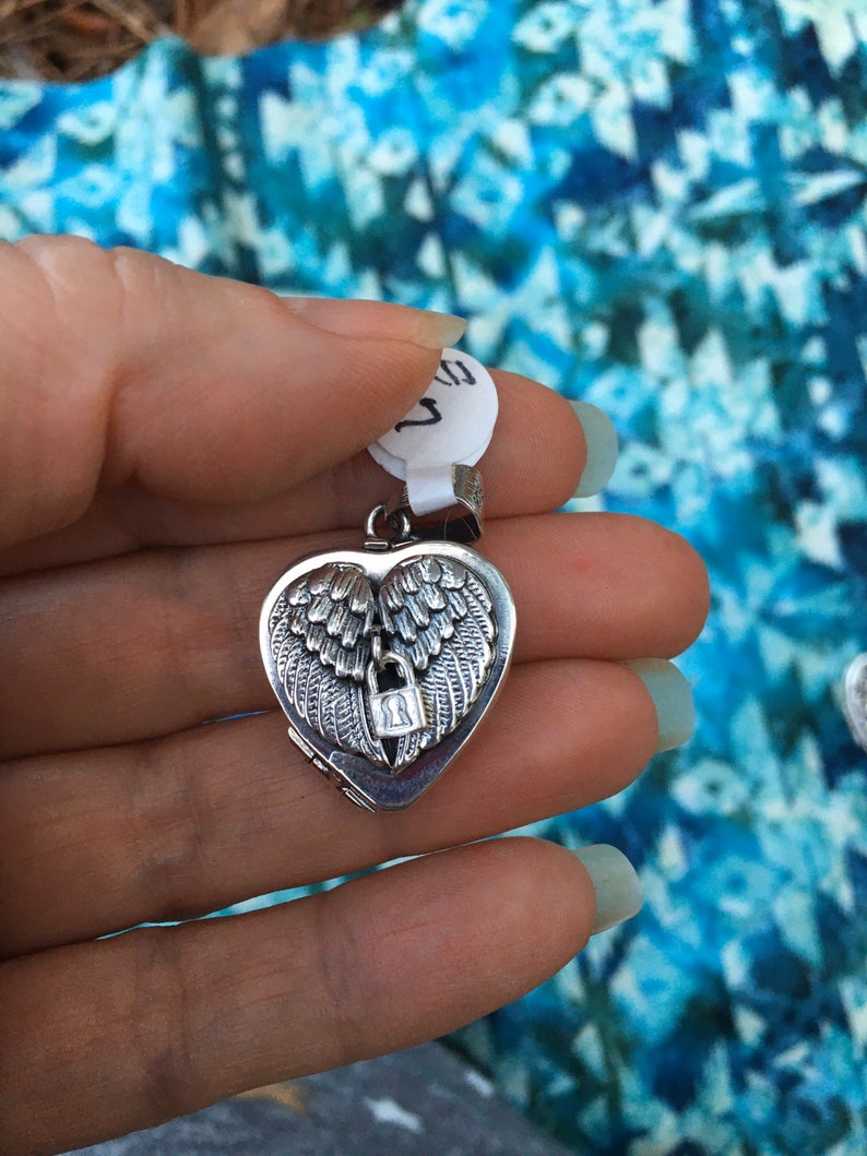 Guardian angel locket image 2