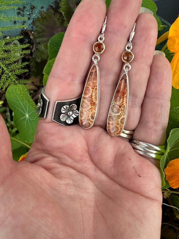 Fossilized coral earrings - image 7