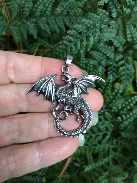 Dragon pendant