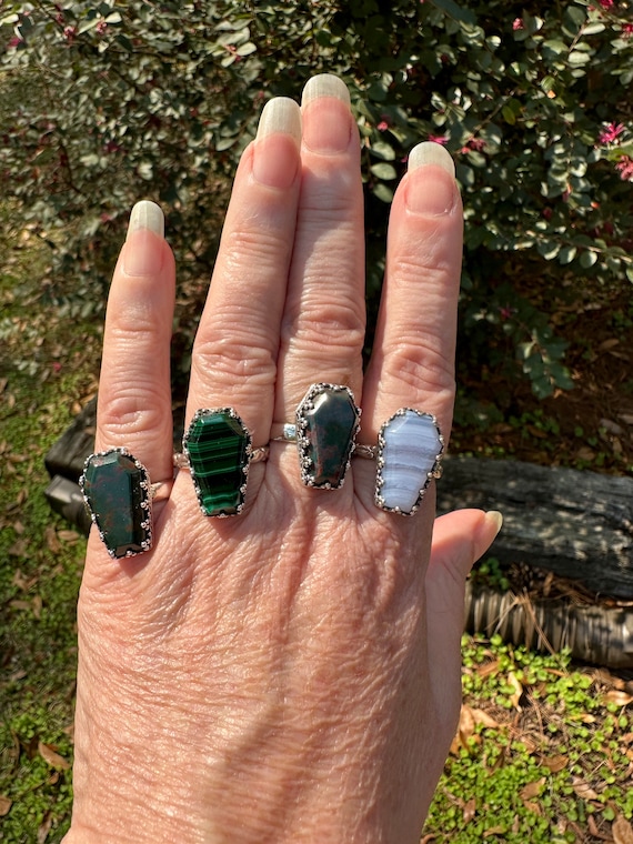 Coffin ring/8