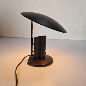 Post modern design table lamp